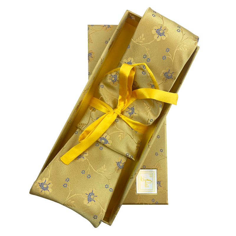 Bijan Yellow with Floral Detail Pure Silk Tie Set