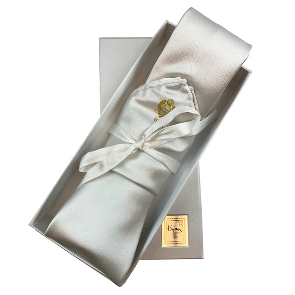 Bijan Ivory Pure Silk Tie Set